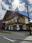 Seefeld, 22 Juli 2025
Huis van Monique Hansler en Mike Hansler Winter in Seefeld  wat inmiddels nieuwe bewoners heeft.
De familie is vertrokken naar Spanje
