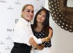 Amsterdam 10 juli 2025
Presentatie Bioteq Vitality van Connie Witteman bij haar thuis . Isabeau Genee met Connie Witteman