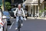 Amsterdam 15 juli 2025
Jack Spijkerman op de fiets  in Amsterdam zuid.