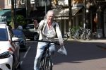 Amsterdam 15 juli 2025
Jack Spijkerman op de fiets  in Amsterdam zuid.