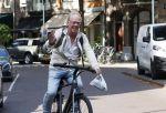 Amsterdam 15 juli 2025
Jack Spijkerman op de fiets  in Amsterdam zuid.