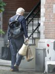Amsterdam 16 juli 2025
Jeroen Krabbe en zijn vrouw Herma Krabbe komen thuis.