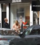 Amsterdam 16 juli 2025
John de Wolf met zijn vrouw  Inge Zijdenbos op de pc hooftstraat.