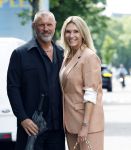 Amsterdam 16 juli 2025
John de Wolf met zijn vrouw  Inge Zijdenbos op de pc hooftstraat.