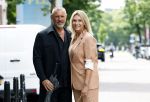 Amsterdam 16 juli 2025
John de Wolf met zijn vrouw  Inge Zijdenbos op de pc hooftstraat.