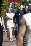 Amsterdam 17 juli 2025
Johnny van t Schip en Danielle  Zwanikken op terras en op straat in het centrum van Amsterdam.