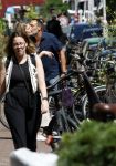 Amsterdam 17 juli 2025
Johnny van t Schip en Danielle  Zwanikken op terras en op straat in het centrum van Amsterdam.
