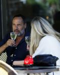 Amsterdam 17 juli 2025
Johnny van t Schip en Danielle  Zwanikken op terras en op straat in het centrum van Amsterdam.