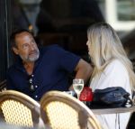 Amsterdam 17 juli 2025
Johnny van t Schip en Danielle  Zwanikken op terras en op straat in het centrum van Amsterdam.
