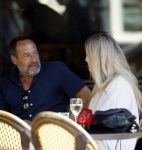 Amsterdam 17 juli 2025
Johnny van t Schip en Danielle  Zwanikken op terras en op straat in het centrum van Amsterdam.