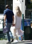 Amsterdam 17 juli 2025
Johnny van t Schip en Danielle  Zwanikken op terras en op straat in het centrum van Amsterdam.