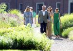 Den Haag 30 juni 2025
Jaarlijkse fotouurtje op huis ten Bosch met aanwezig Koning Willem Alexander Koningin Maxima Prinses Amalia Prinses Alexia Prinses Ariane en hondje Mambo.