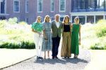 Den Haag 30 juni 2025
Jaarlijkse fotouurtje op huis ten Bosch met aanwezig Koning Willem Alexander Koningin Maxima Prinses Amalia Prinses Alexia Prinses Ariane en hondje Mambo.