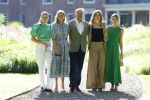 Den Haag 30 juni 2025
Jaarlijkse fotouurtje op huis ten Bosch met aanwezig Koning Willem Alexander Koningin Maxima Prinses Amalia Prinses Alexia Prinses Ariane en hondje Mambo.