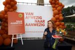 Amsterdam 13 juli 2025
Presentatie boek Dave Roelvink bij restaurant de Bosbaan . Aanwezig oa zijn vriendin Marijn Kuipers vader Dries Roelvink Honoria Roelvink Donny Roelvink en zijn moeder Lucienne Kenter.