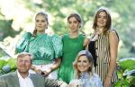 Den Haag 30 juni 2025
Jaarlijkse fotouurtje op huis ten Bosch met aanwezig Koning Willem Alexander Koningin Maxima Prinses Amalia Prinses Alexia Prinses Ariane en hondje Mambo.