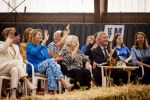 Den Haag 5 juli 2025
Hare Koninklijke Hoogheid Prinses Beatrix der Nederlanden heeft op zaterdagmiddag 5 juli het 60-jarig jubileum van de Stichting Paardrijden voor Gehandicapten (SPG) op de Madurodam Manege in Den Haag bijgewoond.