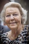 Den Haag 5 juli 2025
Hare Koninklijke Hoogheid Prinses Beatrix der Nederlanden heeft op zaterdagmiddag 5 juli het 60-jarig jubileum van de Stichting Paardrijden voor Gehandicapten (SPG) op de Madurodam Manege in Den Haag bijgewoond.