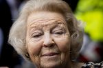 Den Haag 5 juli 2025
Hare Koninklijke Hoogheid Prinses Beatrix der Nederlanden heeft op zaterdagmiddag 5 juli het 60-jarig jubileum van de Stichting Paardrijden voor Gehandicapten (SPG) op de Madurodam Manege in Den Haag bijgewoond.
