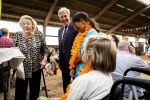 Den Haag 5 juli 2025
Hare Koninklijke Hoogheid Prinses Beatrix der Nederlanden heeft op zaterdagmiddag 5 juli het 60-jarig jubileum van de Stichting Paardrijden voor Gehandicapten (SPG) op de Madurodam Manege in Den Haag bijgewoond.