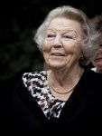 Den Haag 5 juli 2025
Hare Koninklijke Hoogheid Prinses Beatrix der Nederlanden heeft op zaterdagmiddag 5 juli het 60-jarig jubileum van de Stichting Paardrijden voor Gehandicapten (SPG) op de Madurodam Manege in Den Haag bijgewoond.
