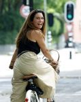 Amsterdam 11 juli 2025
Quinty Trustfull op de fiets in Amsterdam zuid.