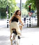 Amsterdam 11 juli 2025
Quinty Trustfull op de fiets in Amsterdam zuid.
