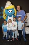 Leidschendam 6 juli 2025
Premiere Smurfen film bij Kinepolis . Aanwezig oa van de stemmencast Roxy Dekker Luuk v Leeuwen Julia Tan en Thorn de Vries . Raymond v Barneveld kwam met zijn zoon , kleinkinderen en zijn vrouw