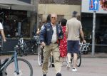 Gouda 18 juli 2025
Rogier Smit heeft een afspraak met zijn zus Pauline en zwager Reinout  in het centrum van Gouda.