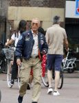 Gouda 18 juli 2025
Rogier Smit heeft een afspraak met zijn zus Pauline en zwager Reinout  in het centrum van Gouda.