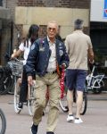 Gouda 18 juli 2025
Rogier Smit heeft een afspraak met zijn zus Pauline en zwager Reinout  in het centrum van Gouda.