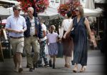 Gouda 18 juli 2025
Rogier Smit heeft een afspraak met zijn zus Pauline en zwager Reinout  in het centrum van Gouda.