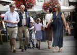 Gouda 18 juli 2025
Rogier Smit heeft een afspraak met zijn zus Pauline en zwager Reinout  in het centrum van Gouda.