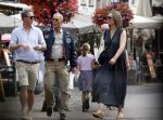 Gouda 18 juli 2025
Rogier Smit heeft een afspraak met zijn zus Pauline en zwager Reinout  in het centrum van Gouda.