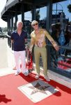Scheveningen 30 juni 2025
Onthulling van de Walk of Fame ter gelegenheid van 35 jaar aan bijzondere musicalproducties in het AFAS Circustheater in Scheveningen. Stanley Burleson