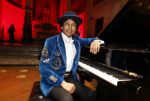 Amsterdam 27 juni 2025
Wibi Soerjadi geeft een concert in de Duif in Amsterdam.