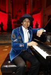 Amsterdam 27 juni 2025
Wibi Soerjadi geeft een concert in de Duif in Amsterdam.