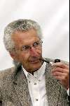 Heino 30 augustus 2000
Persbijeenkomst van de nieuwe film van Jeroen Krabbe,
The discovery of Heaven.
Harry Mulisch