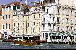 Venetie 26 augustus 2000
Hotel Regina In venetie waar Paul de Leeuw en zijn gasten verbleven.
Venetie.