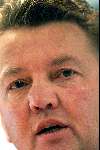 Hoenderloo, 14 augustus 2000
eerste training nederlands elftal onder leiding van de nieuwe bondscoach Louis v Gaal