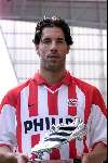 Eindhoven, 8 augutus 2000
Perspresentatie PSV betaald voetbal seizoen 2000/2001
Ruud v Nistelrooy met zijn zilveren schoen voor het sezioen 1999/2000