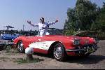 Oosterbeek 25 Augustus 2001
Emile Ratelband  in een Chevrolette Corvette uit 1958