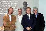 Laren 10 augustus 2001
Opening expositie Toon Hermans.
Maurice Hermans Gaby en ... en Paul v Vliet