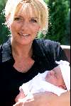 Tiel 14 augustus 2001
Hanny met baby
