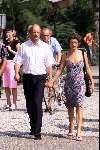 Amsterdam 25 augustus 2001
 Begrafenis van Sylvia Millecam op Westgaarde.
Haye v d Heyden met vrouw