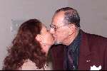 AMSTERDAM 28 augustus 2001
Surprise feestje voor  Joop Doderer vanwege zijn 80e verjaardag samen met zijn vrouw kussend