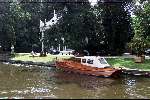 Loosdrecht 2 Augustus 2001
Villa aan de Vecht
Sloepenroute  classic sloep