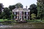 Loosdrecht 2 Augustus 2001
Villa aan de Vecht
Sloepenroute