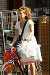Amsterdam 26 augustus 2002
Frederique Huydts boodschappen op fiets