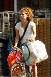 Amsterdam 26 augustus 2002
Frederique Huydts boodschappen op fiets